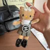 Привет, долгоногий кот кт, кошечка кэт, повесь на подарочный сертификат от милой плюшевой куклы Application Scenario